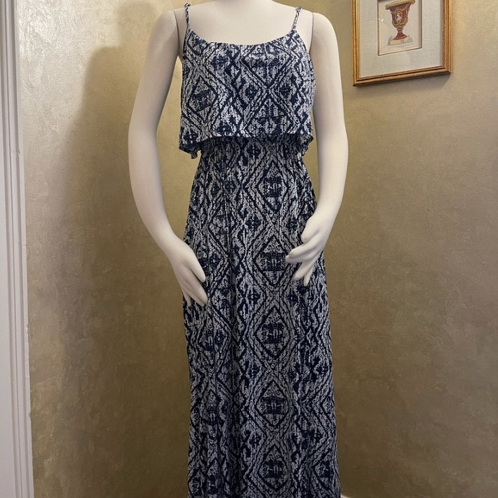 ⭐️2/$25 Maxi dress